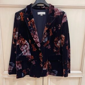 Velvet like blazer by Tahiti